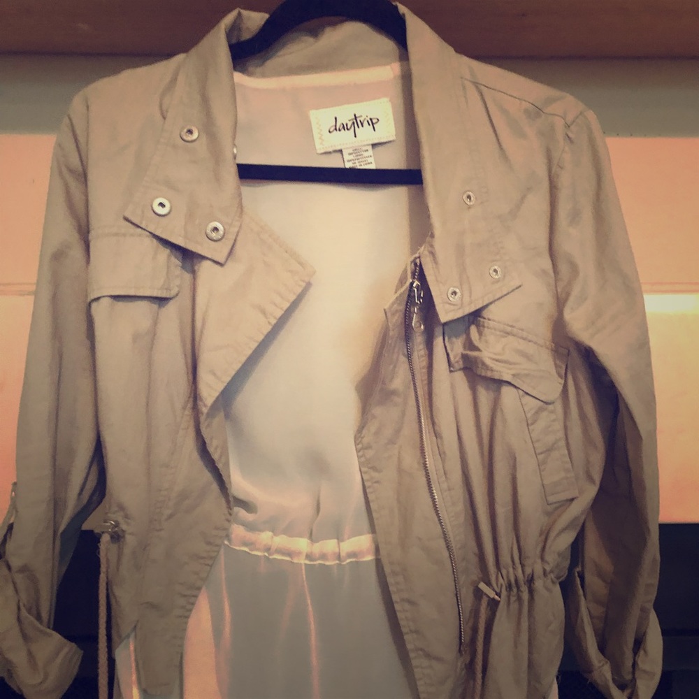 Daytrip light jacket